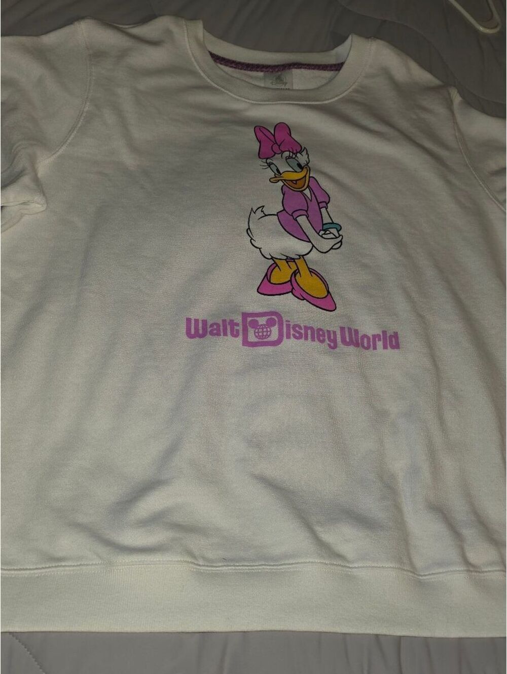 New Disneyland Daisy Duck Pink Sweatshirt Cotton Polyester Bust Size XL   NWT